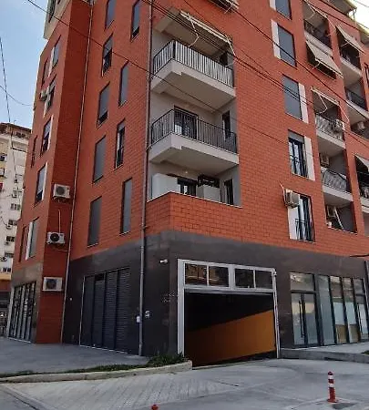 I Love * Tirana